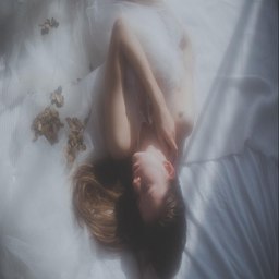 《教室里的激情》电影：教育与成长的心灵探索